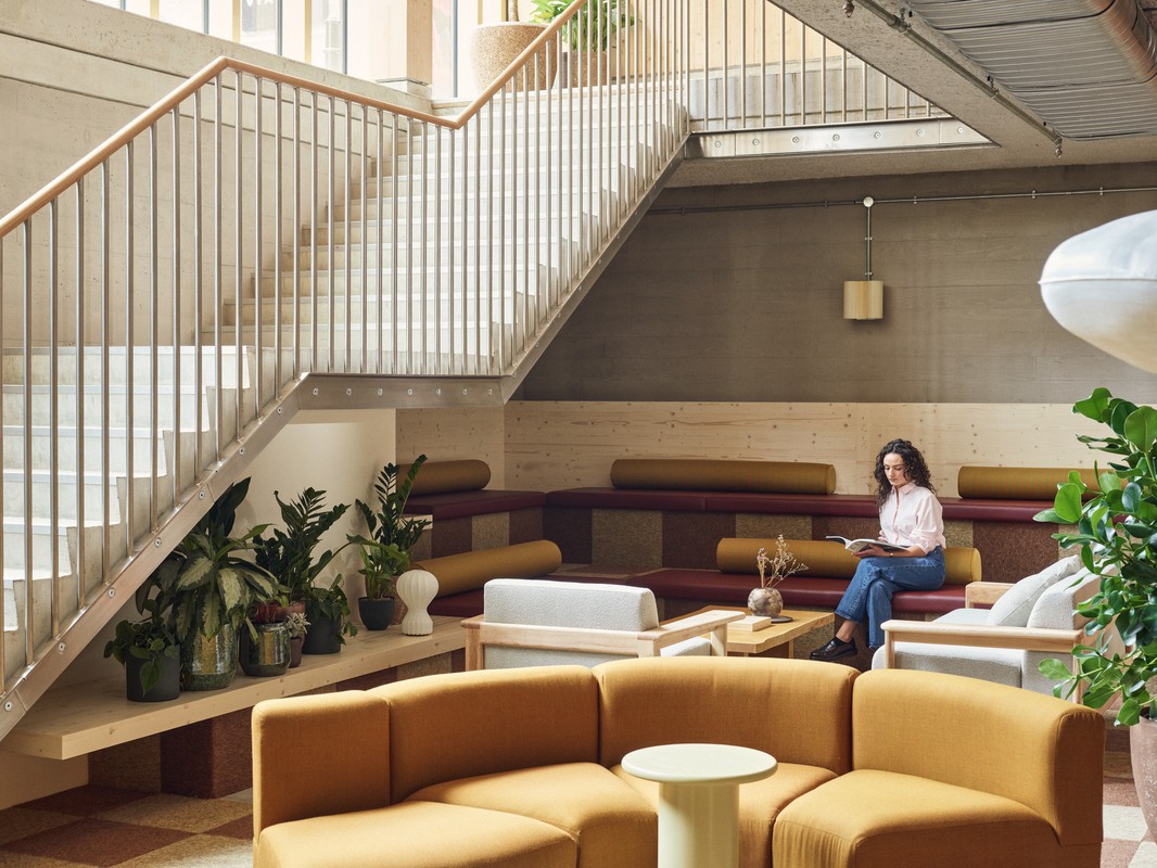 The Black & White Building 2